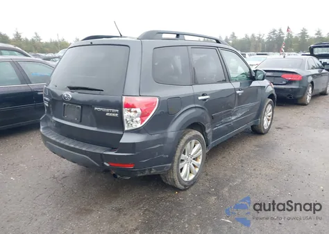 2012 Subaru Forester 2.5X Premium z USA, uszkodzony, nr VIN JF2SHADCXCH439614